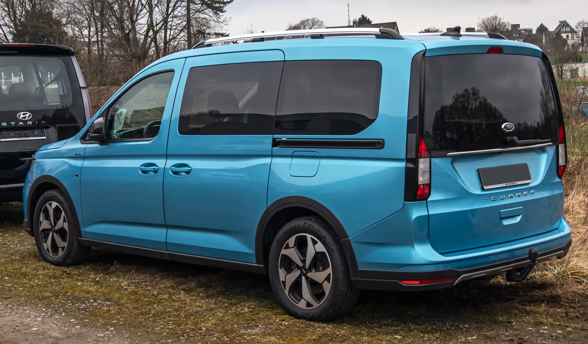 Grand Tourneo Connect Active PHEV (LWB, 7-seat)
